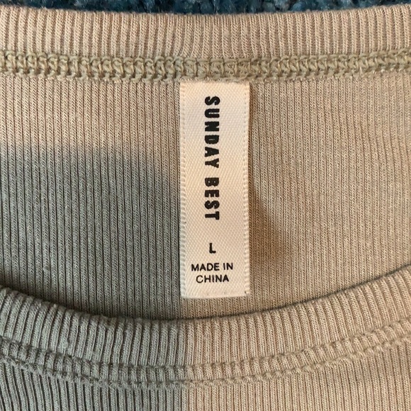 Olive cropped tee - Picture 2 of 2